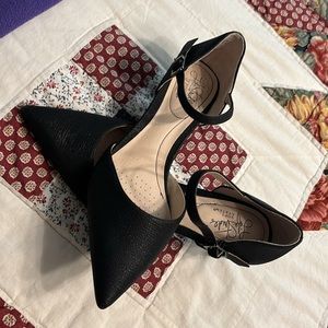 FINAL PRICE 🔥Life Stride🖤Shoes heels new with out tag on